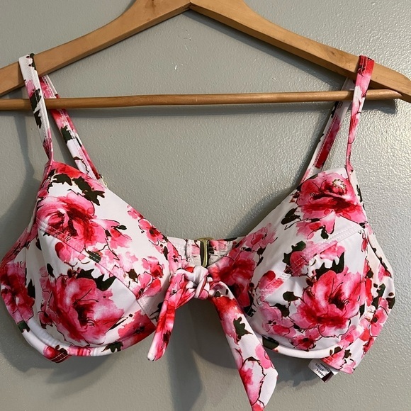 Guess Womens Floral Red Swim Suit Bra Top size 34D - Picture 1 of 9